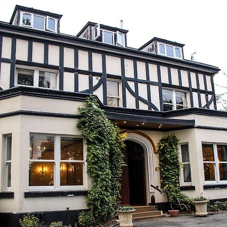 Brook Hall Hotel 切尔德桑顿 外观 照片