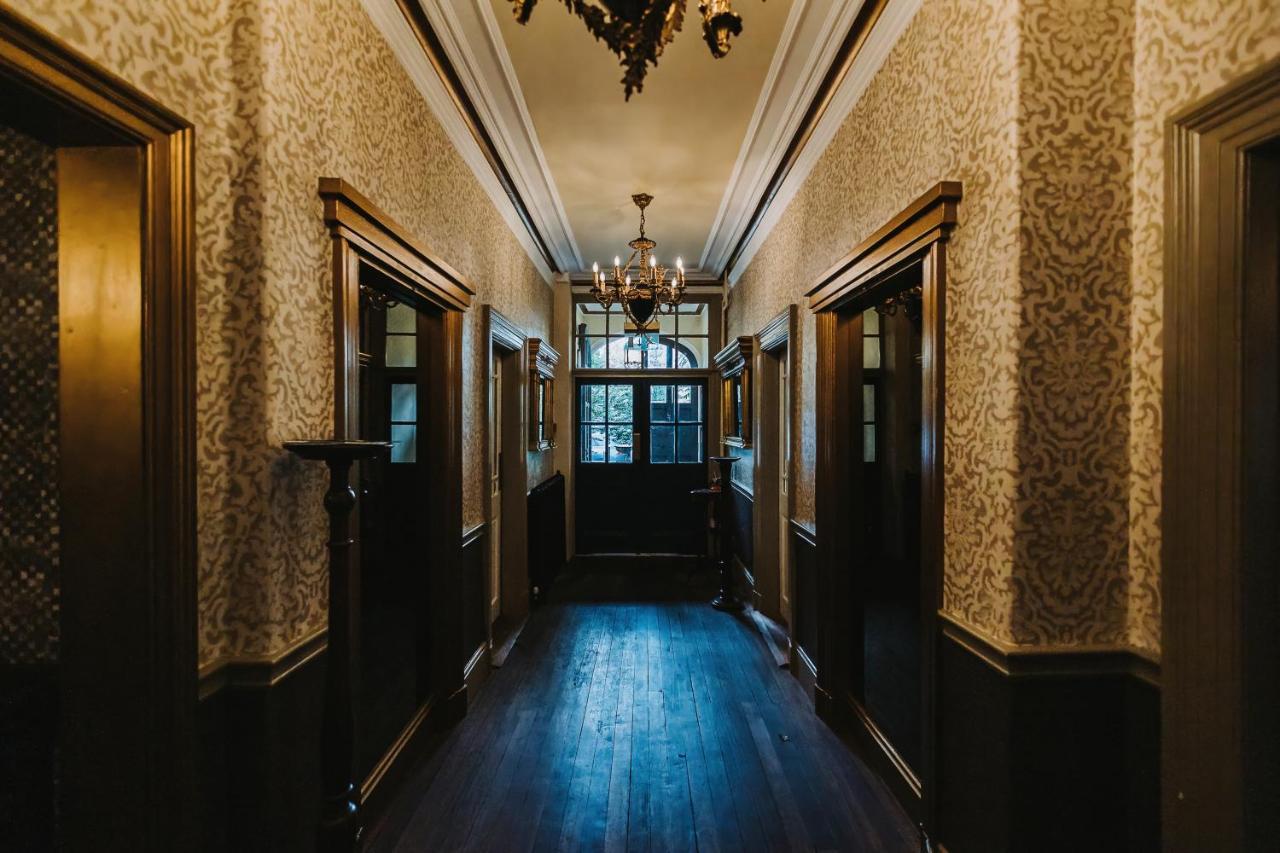 Brook Hall Hotel 切尔德桑顿 外观 照片