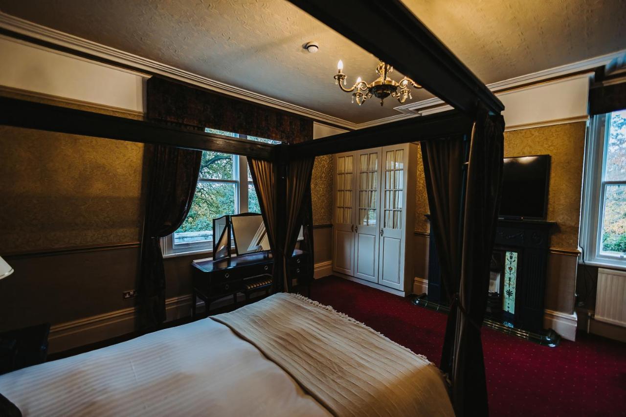 Brook Hall Hotel 切尔德桑顿 外观 照片